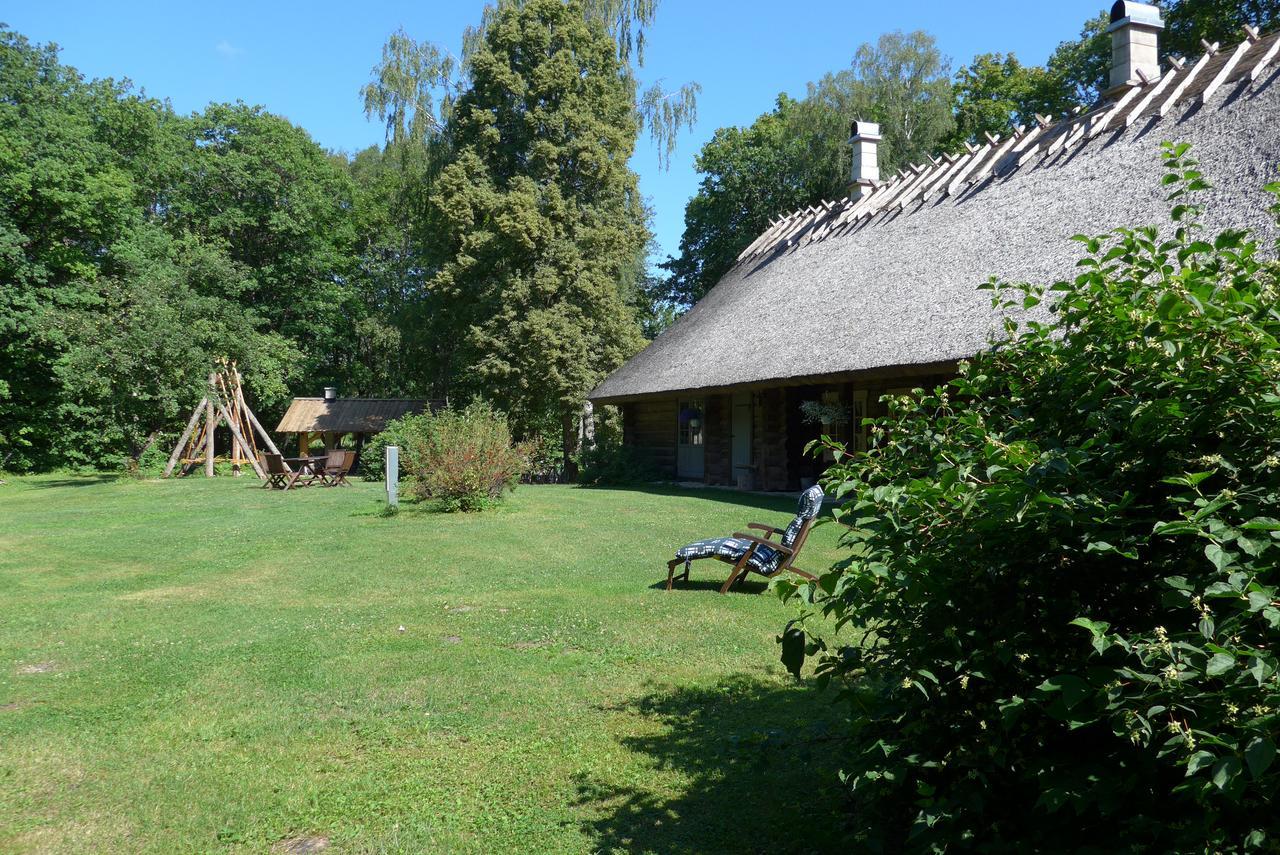 Kotka Farm Hotell Saarekula Eksteriør bilde